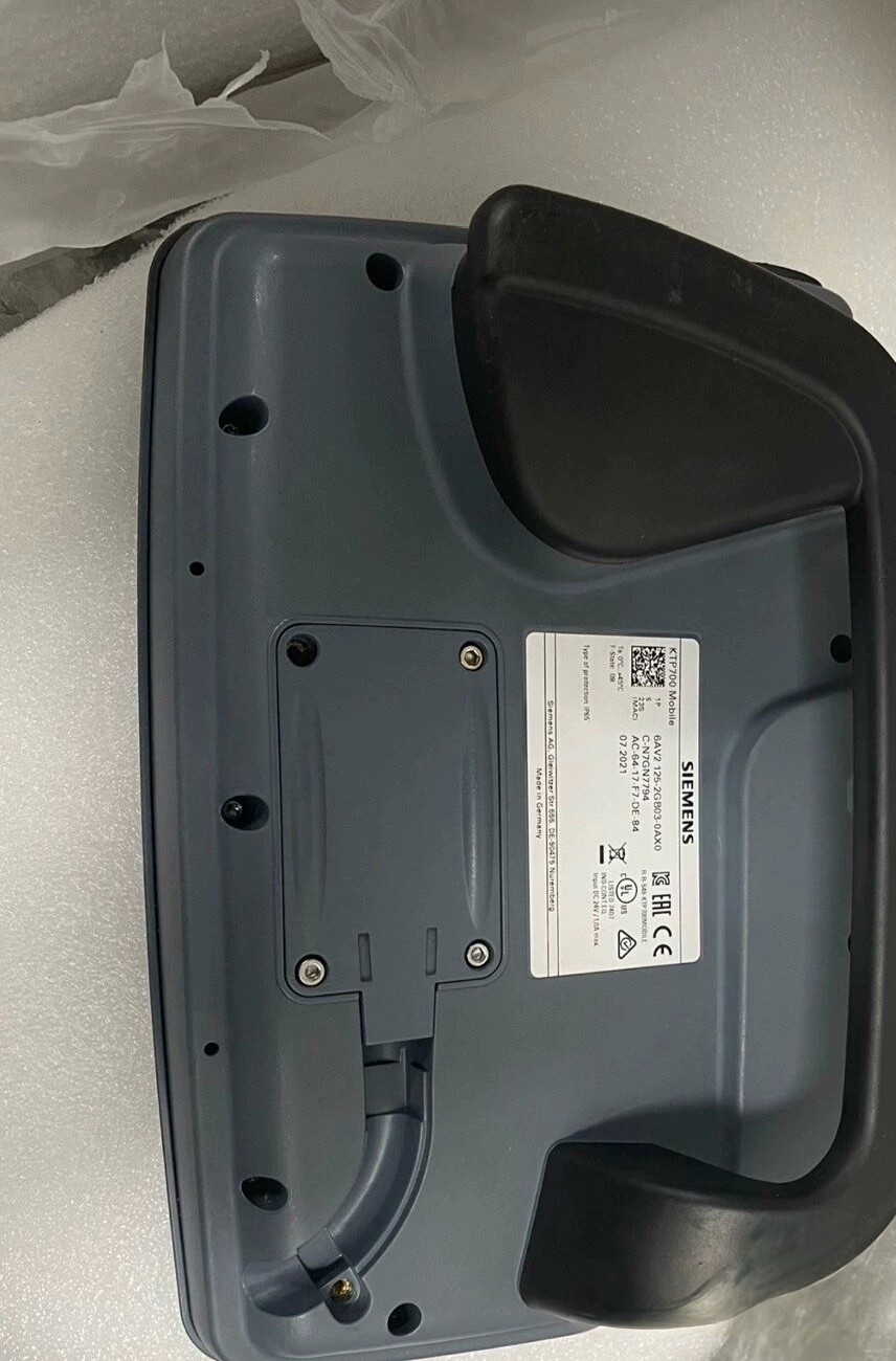 Siemens 6AV2125-2GB03-0AX0 KTP700 2