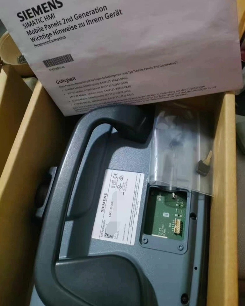 Siemens 6AV2125-2GB03-0AX0 KTP700 6