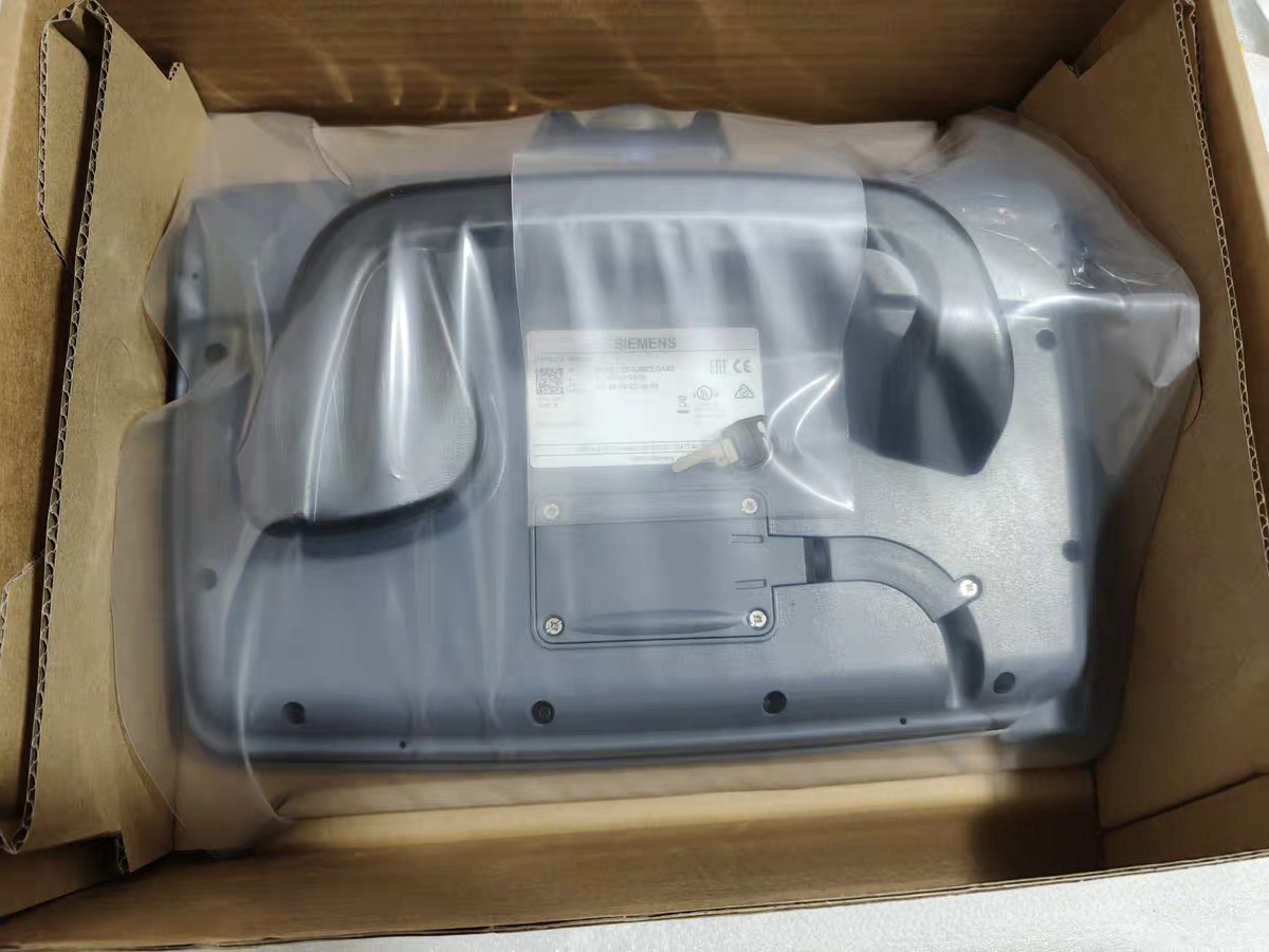 Siemens 6AV2125-2JB23-0AX0 KTP900F 6