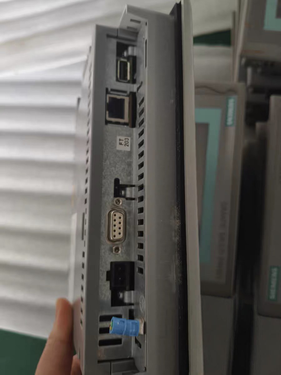 Siemens 6AV6642-0EA01-3AX0 MP 177 2
