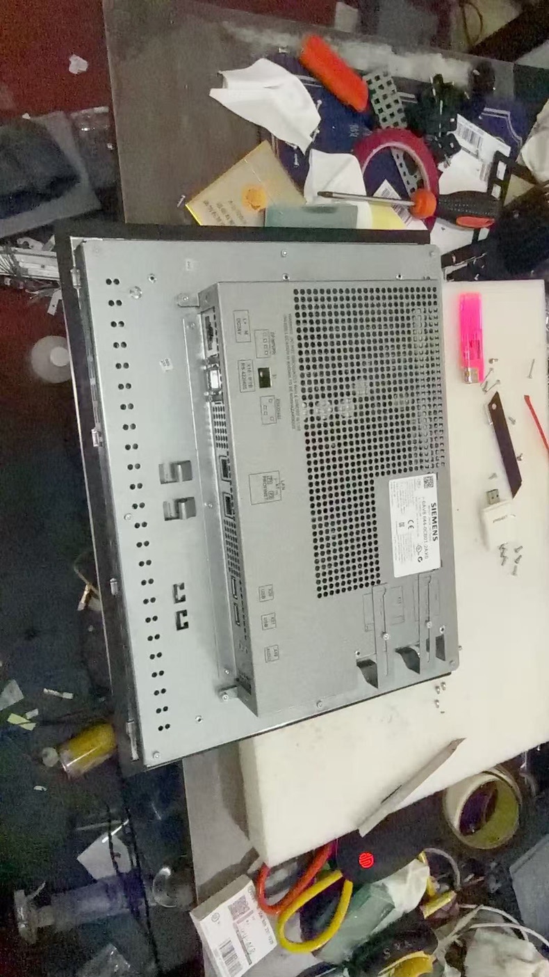 Siemens 6AV6644-0CB01-2AX0 MP 377 2