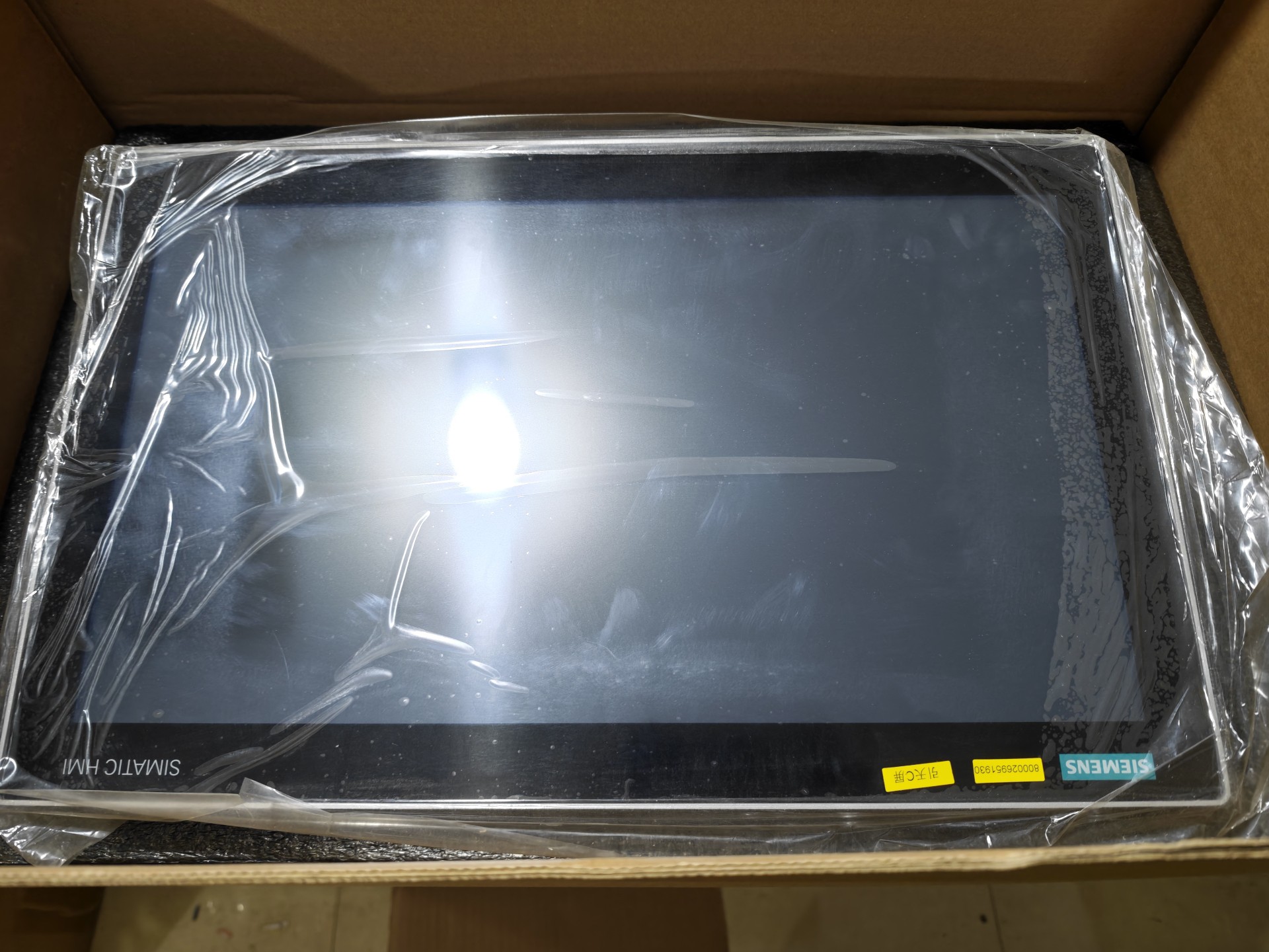 Siemens 6AV2124-0UC24-1AX0 TP1900