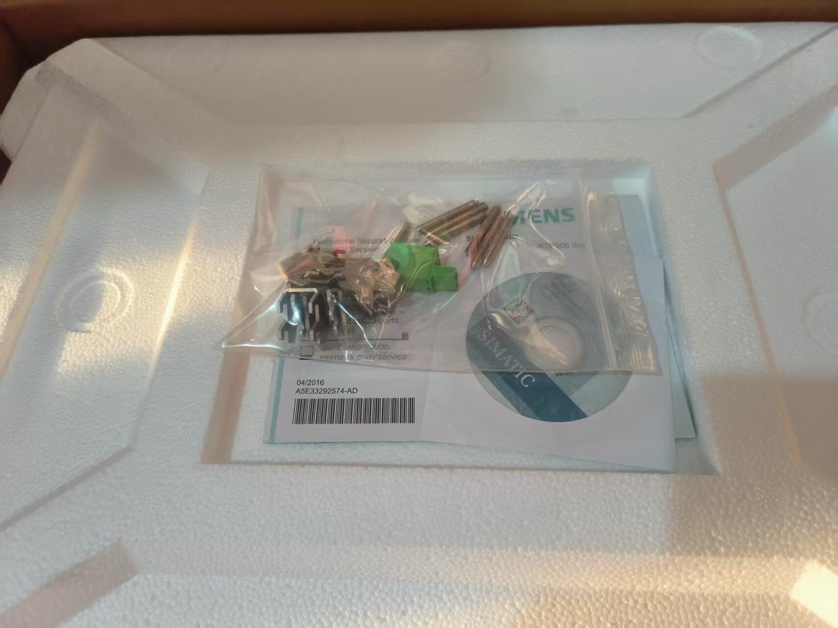 Siemens 6AV2124-5MC00-0YY0 TP1200 3