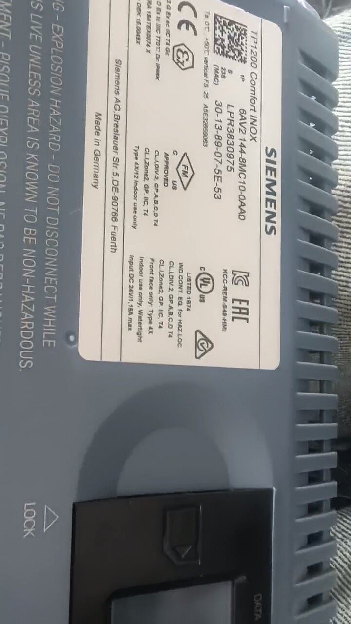Siemens 6AV2144-8MC10-0AA0 TP1200