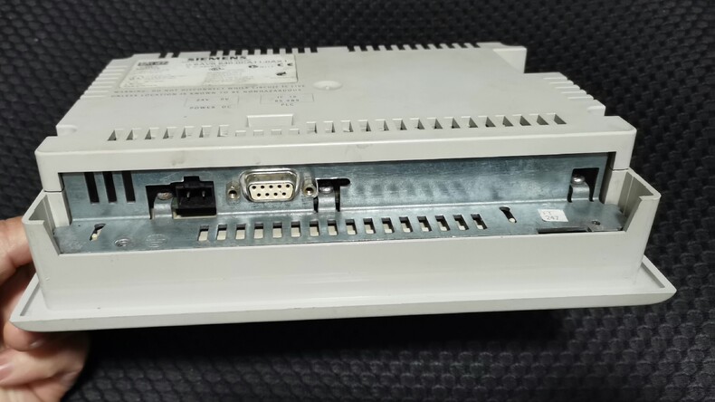 Siemens 6AV6640-0CA11-0AX0 TP 177MICRO 4