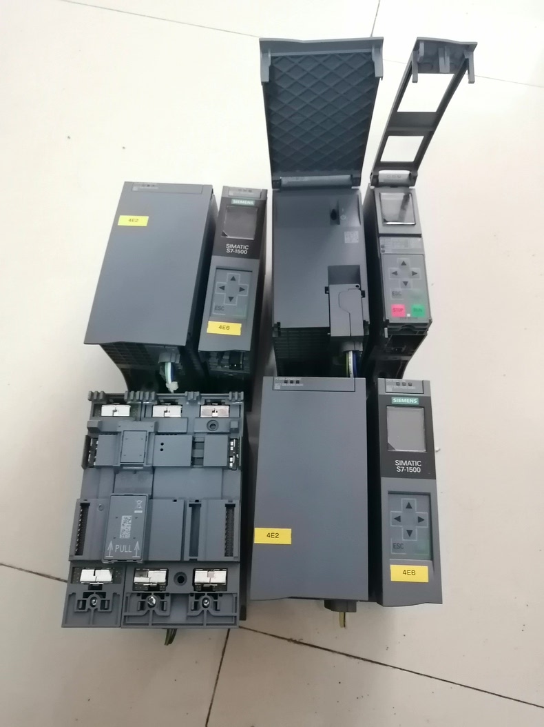 Siemens 6ES7505-0RA00-0AB0  4