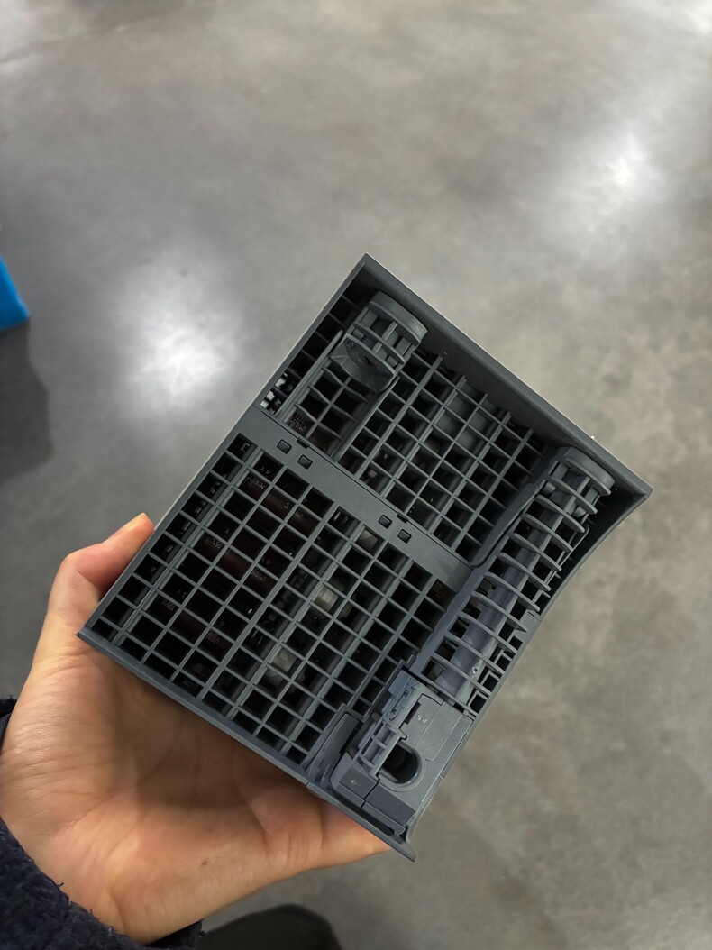 Siemens 6ES7505-0RB00-0AB0  3