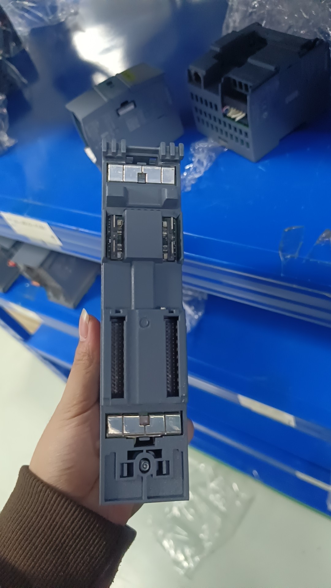 Siemens 6ES7521-1BH50-0AA0  4