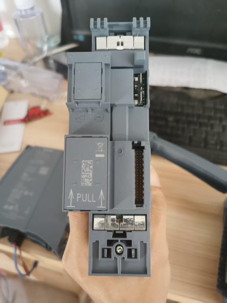 Siemens 6ES7526-1BH00-0AB0  4