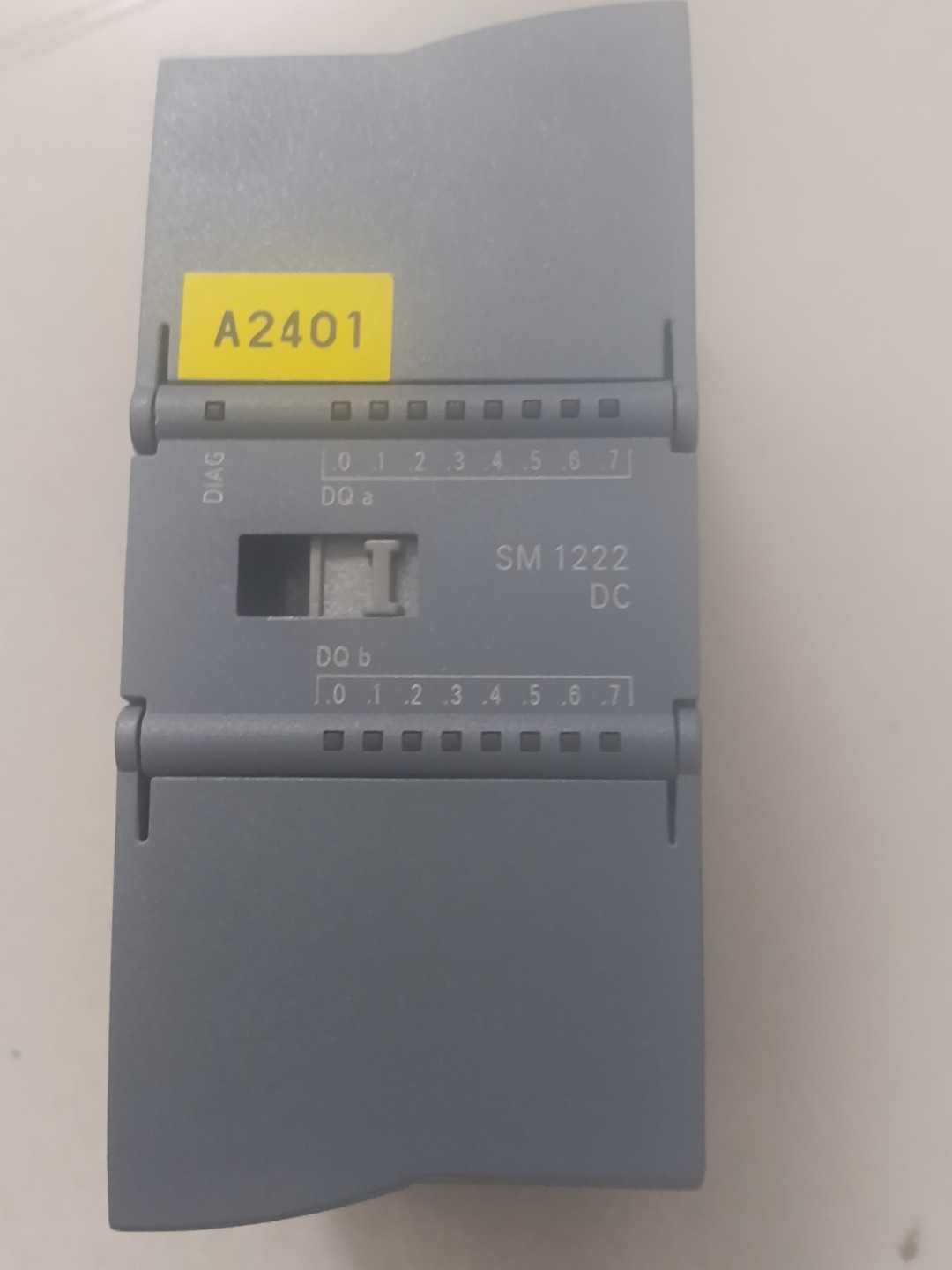 Siemens 6ES7222-1BH30-0XB0  2