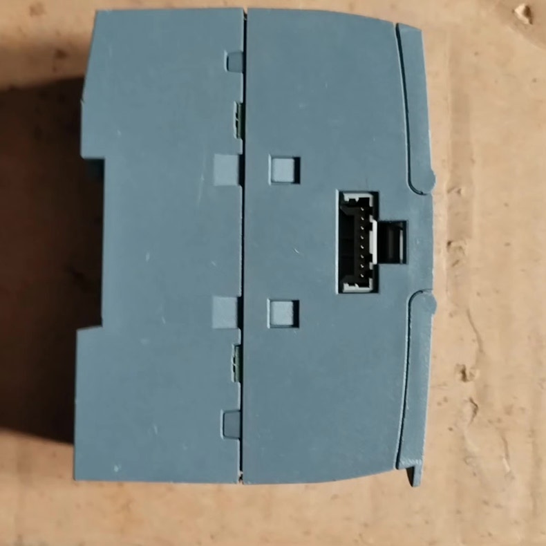 Siemens 6ES7223-1BH30-0XB0  3