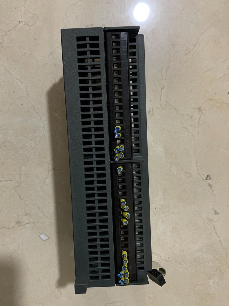 Siemens 6ES7223-1BM22-0XA0  3