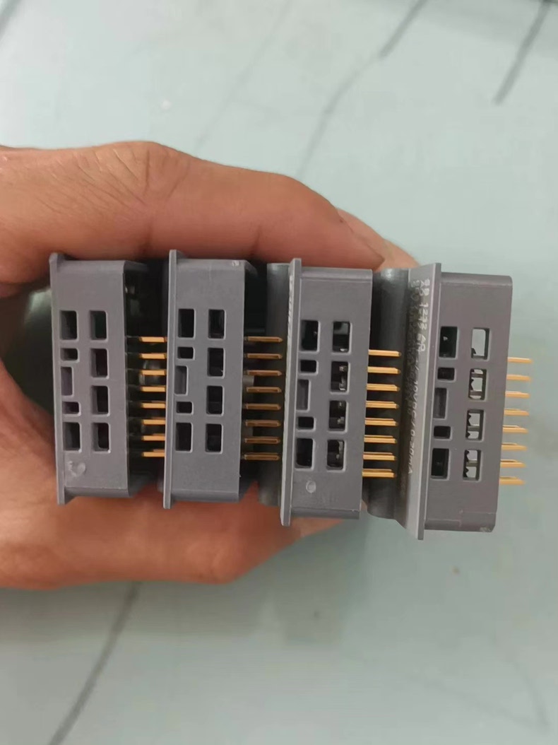 Siemens 6ES7232-4HA30-0XB0  3