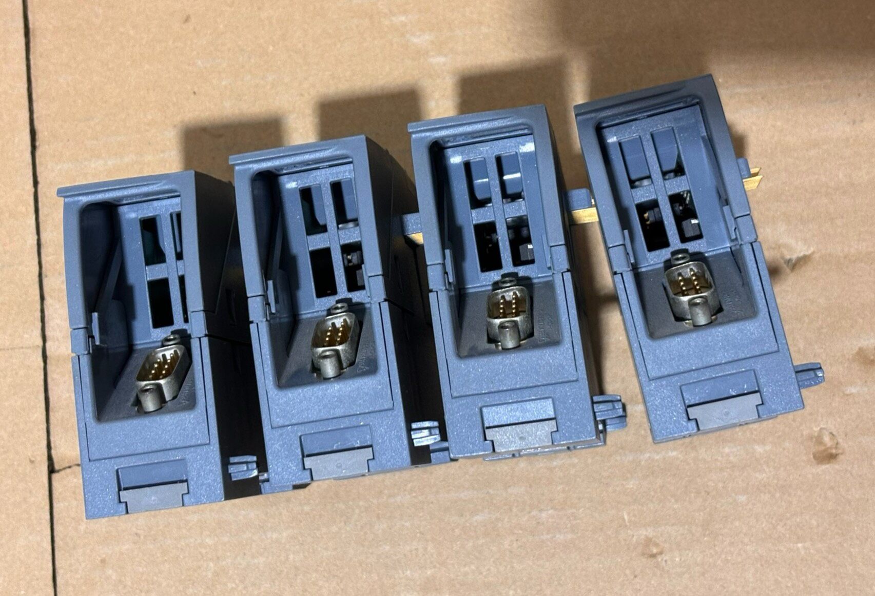 Siemens 6ES7241-1AH30-0XB0  4