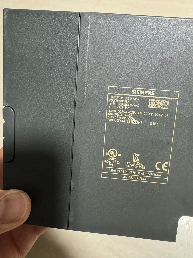 Siemens 6ES7305-1BA80-0AA0  2