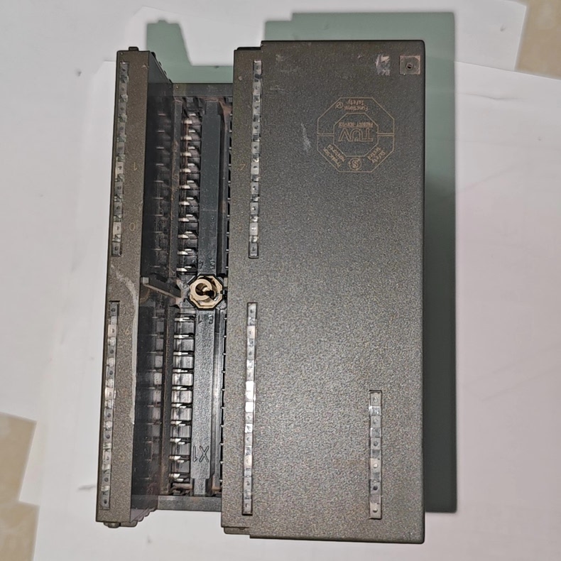 Siemens 6ES7326-2BF01-0AB0  2