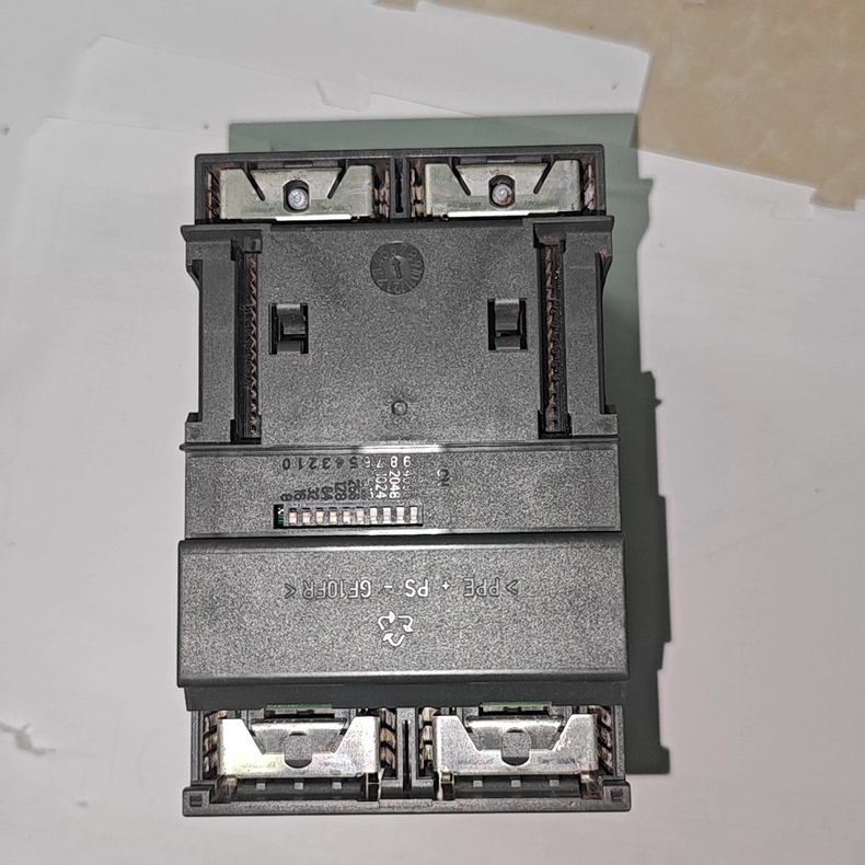 Siemens 6ES7326-2BF01-0AB0  4