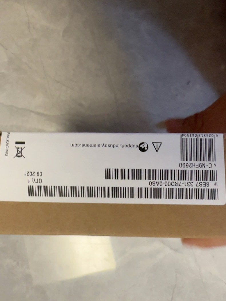 Siemens 6ES7331-7RD00-0AB0  6