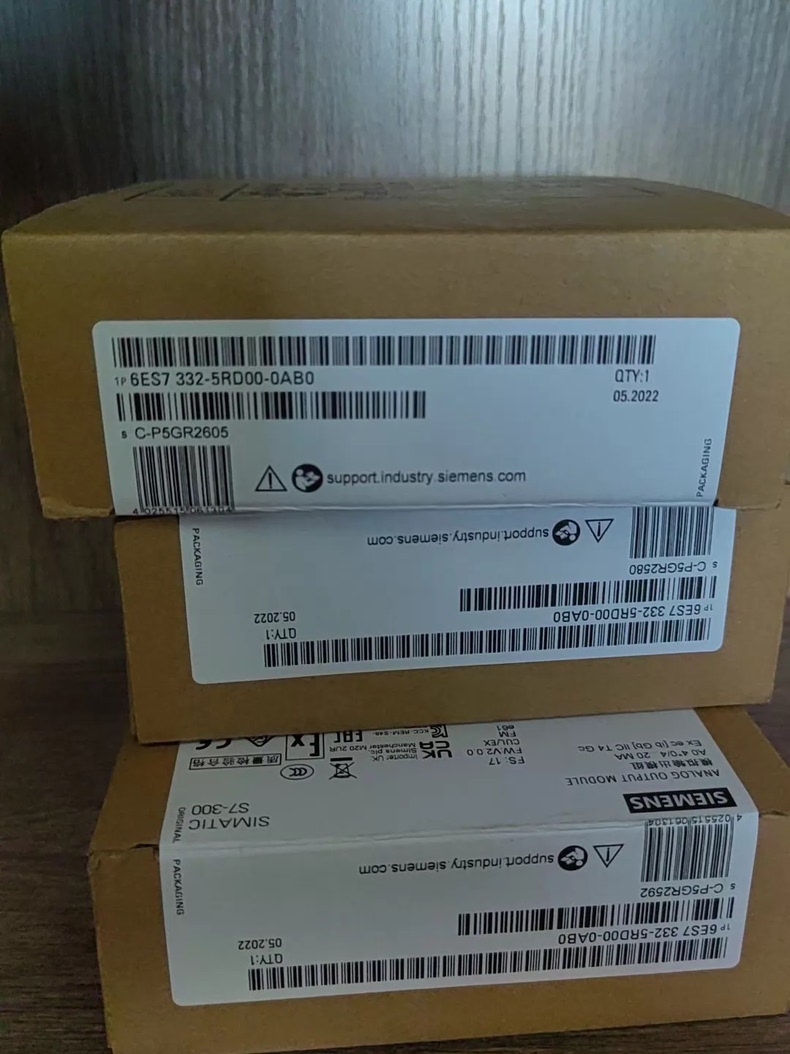 Siemens 6ES7332-5RD00-0AB0 