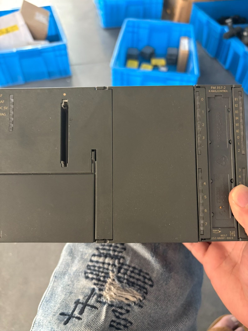 Siemens 6ES7357-4AH01-0AE0  2