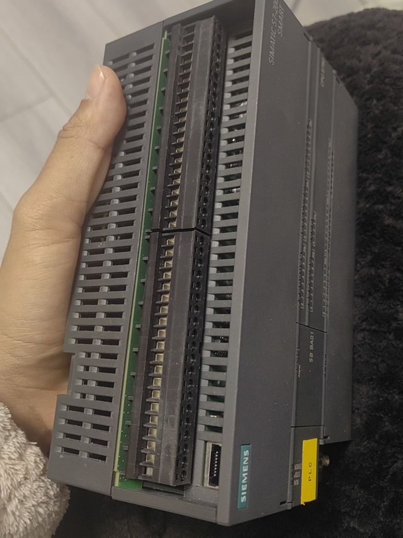 Siemens 6ES7288-1ST60-0AA1 2
