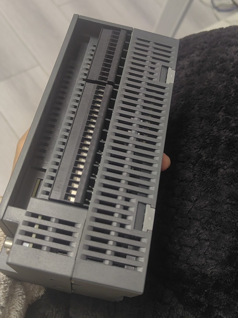 Siemens 6ES7288-1ST60-0AA1 3