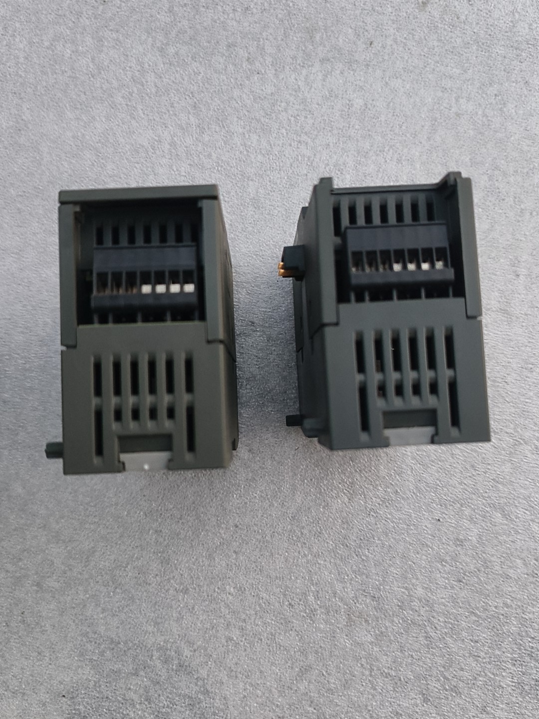 Siemens 6ES7288-3AQ02-0AA0  5