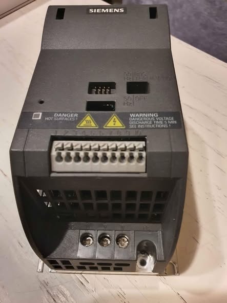 Siemens 6SL3211-0KB13-7BA1 SINAMICS G110 2