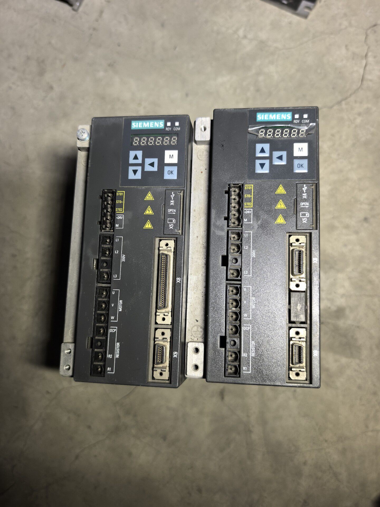 Siemens 6SL3210-5FB10-8UA0 SINAMICS V90