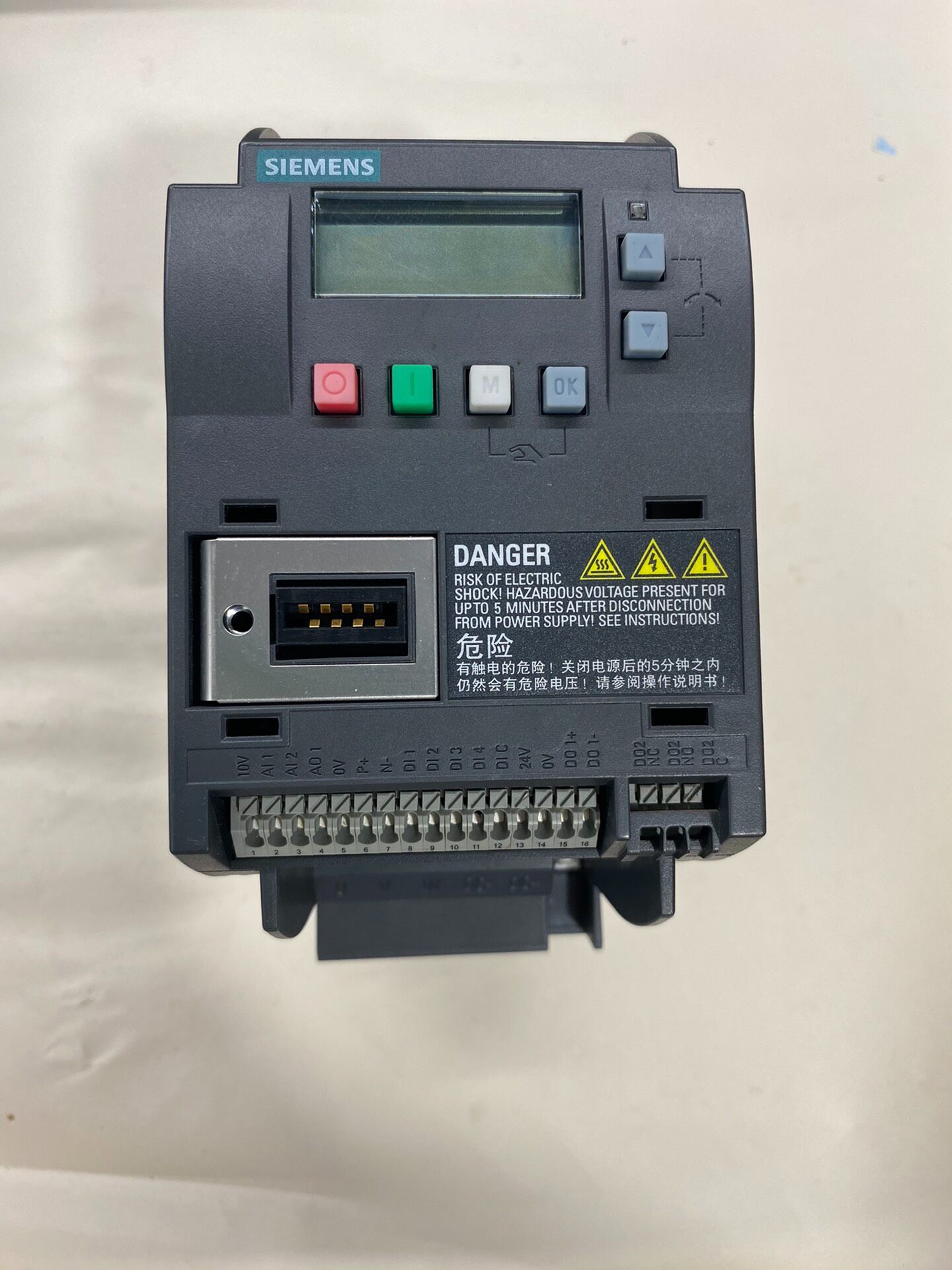 Siemens 6SL3210-5BE22-2CV0 SINAMICS V20