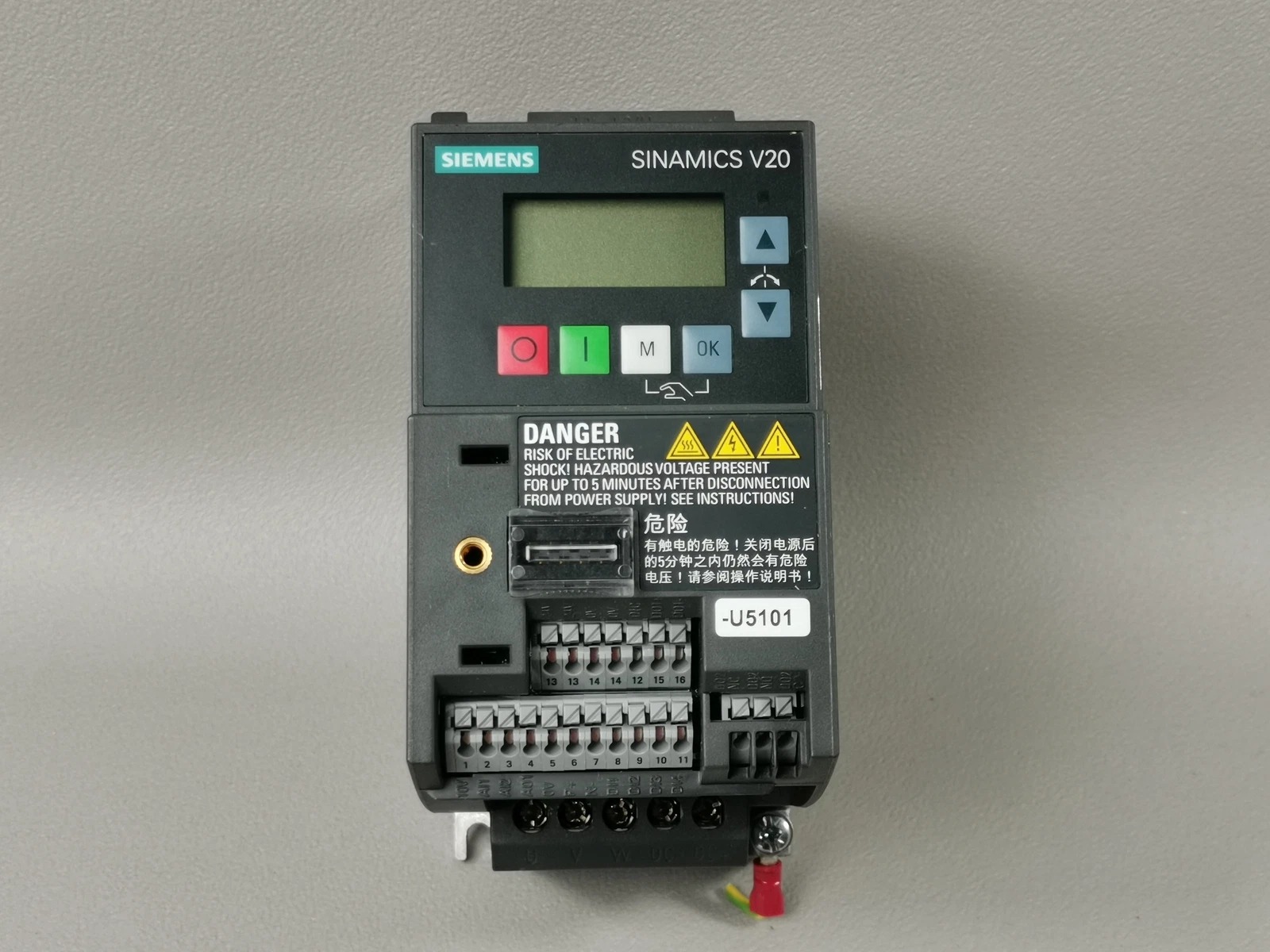 Siemens 6SL3210-5BB11-2BV1 SINAMICS V20 2