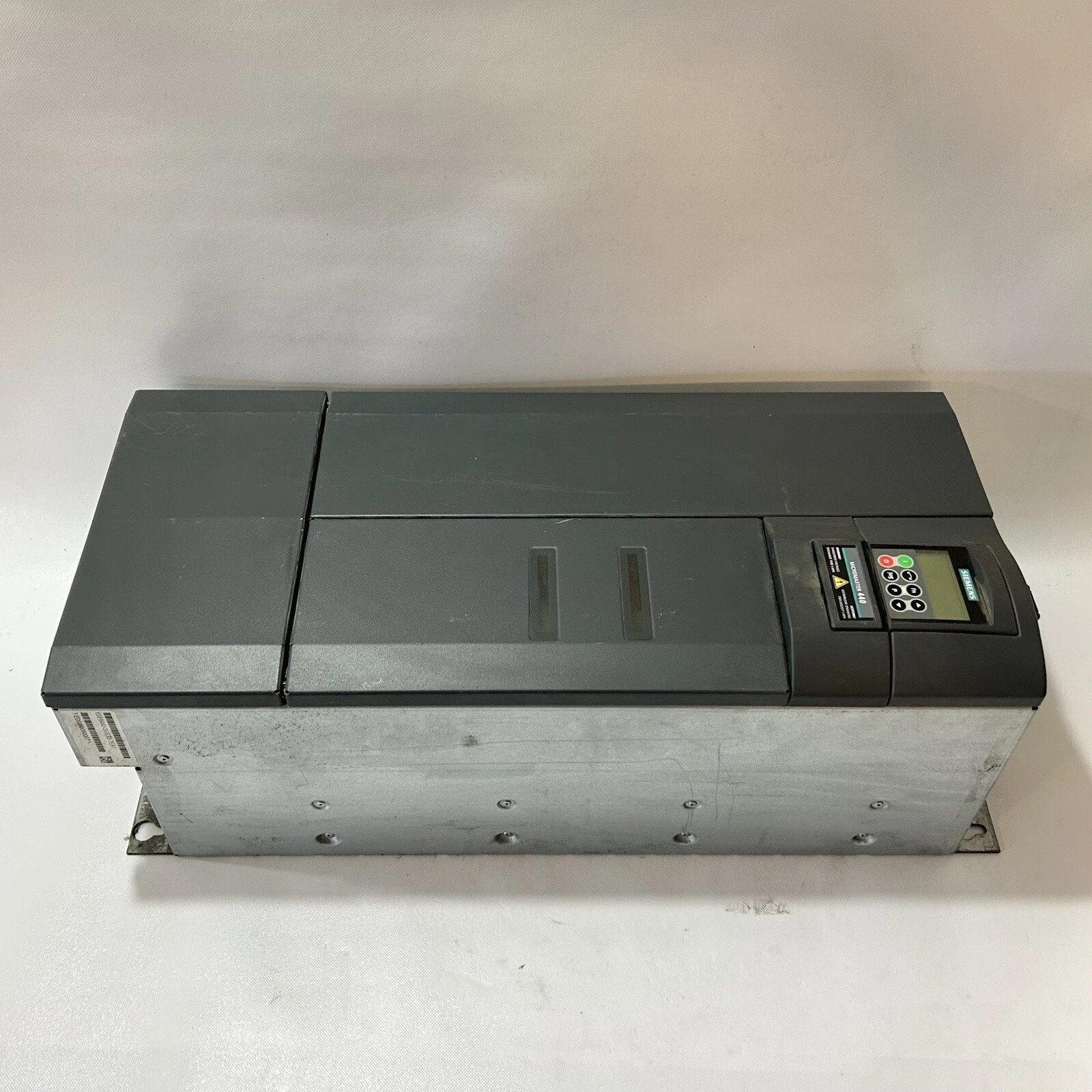 Siemens 6SE6440-2UE33-7EA1 MICROMASTER 440