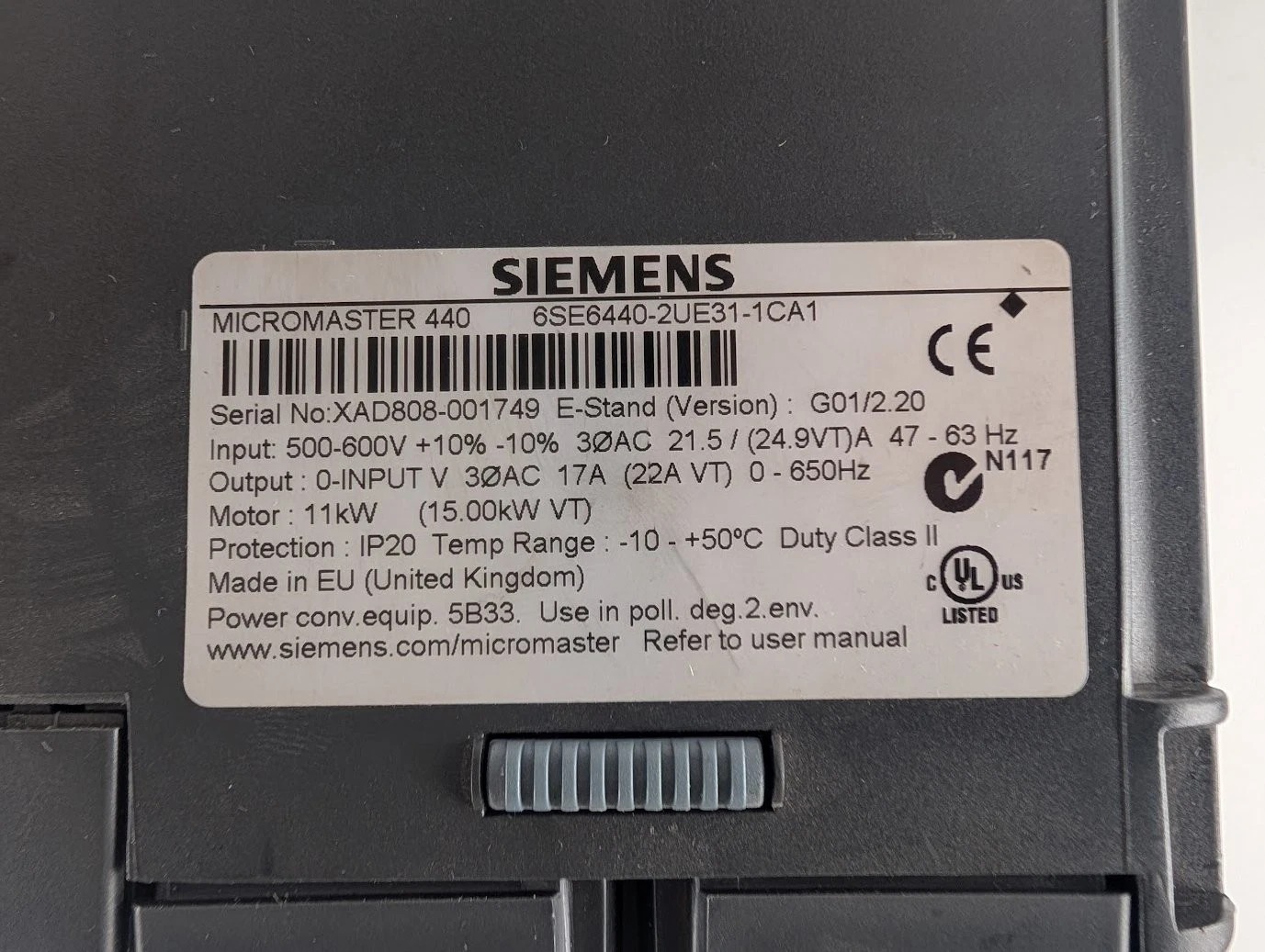 Siemens 6SE6440-2UE31-1CA1 MICROMASTER 440 3