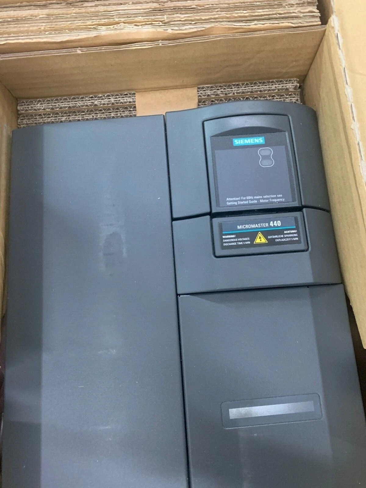 Siemens 6SE6440-2UC31-5DA1 MICROMASTER 440 3