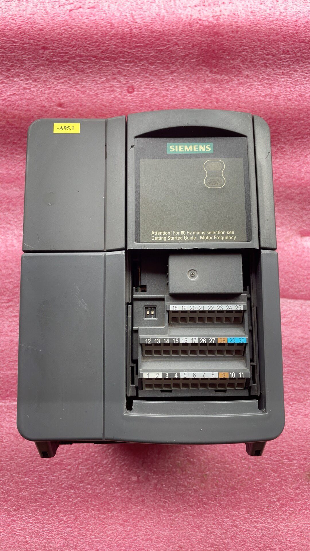 Siemens 6SE6440-2AB21-1BA1 MICROMASTER 440