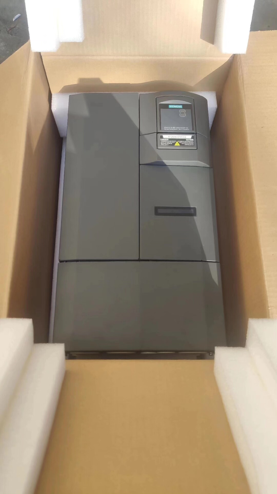 Siemens 6SE6430-2UD42-5GA0 MICROMASTER 430 3