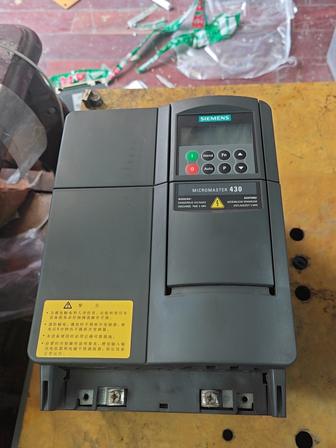 Siemens 6SE6430-2UD31-5CA0 MICROMASTER 430