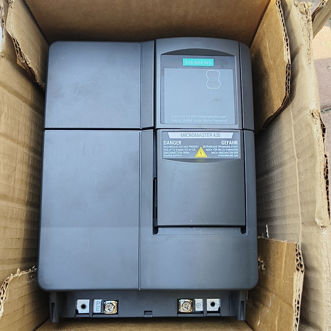 Siemens 6SE6430-2UD31-1CA0 MICROMASTER 430