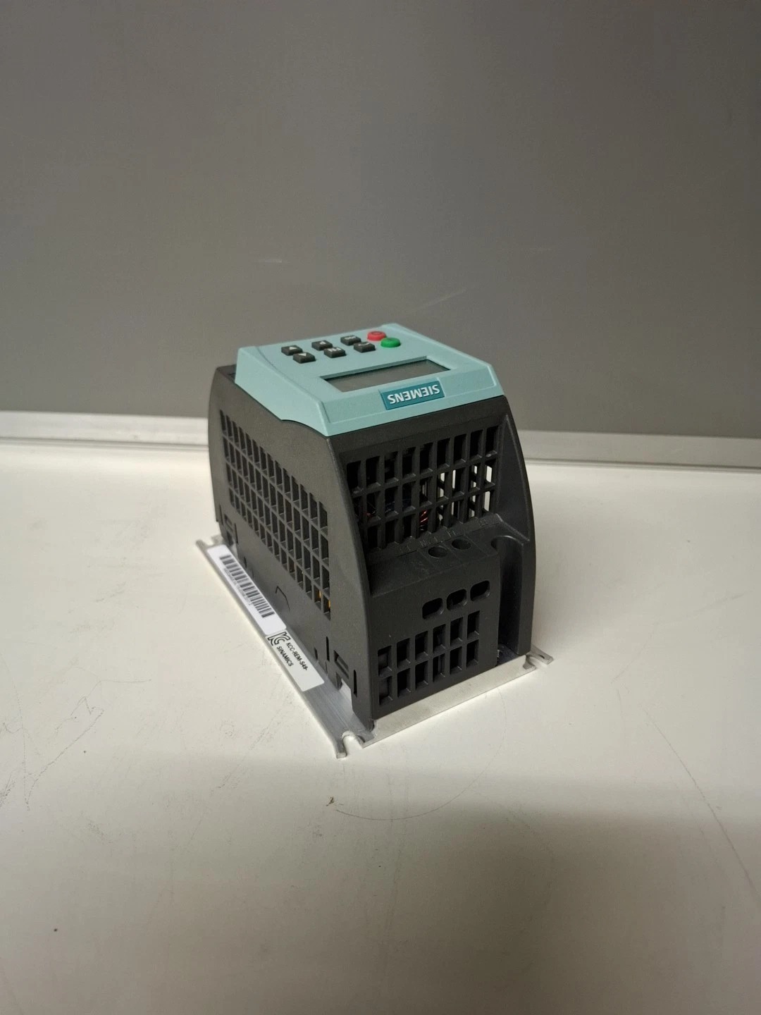 Siemens 6SL3211-0KB17-5BB1 SINAMICS G110 4