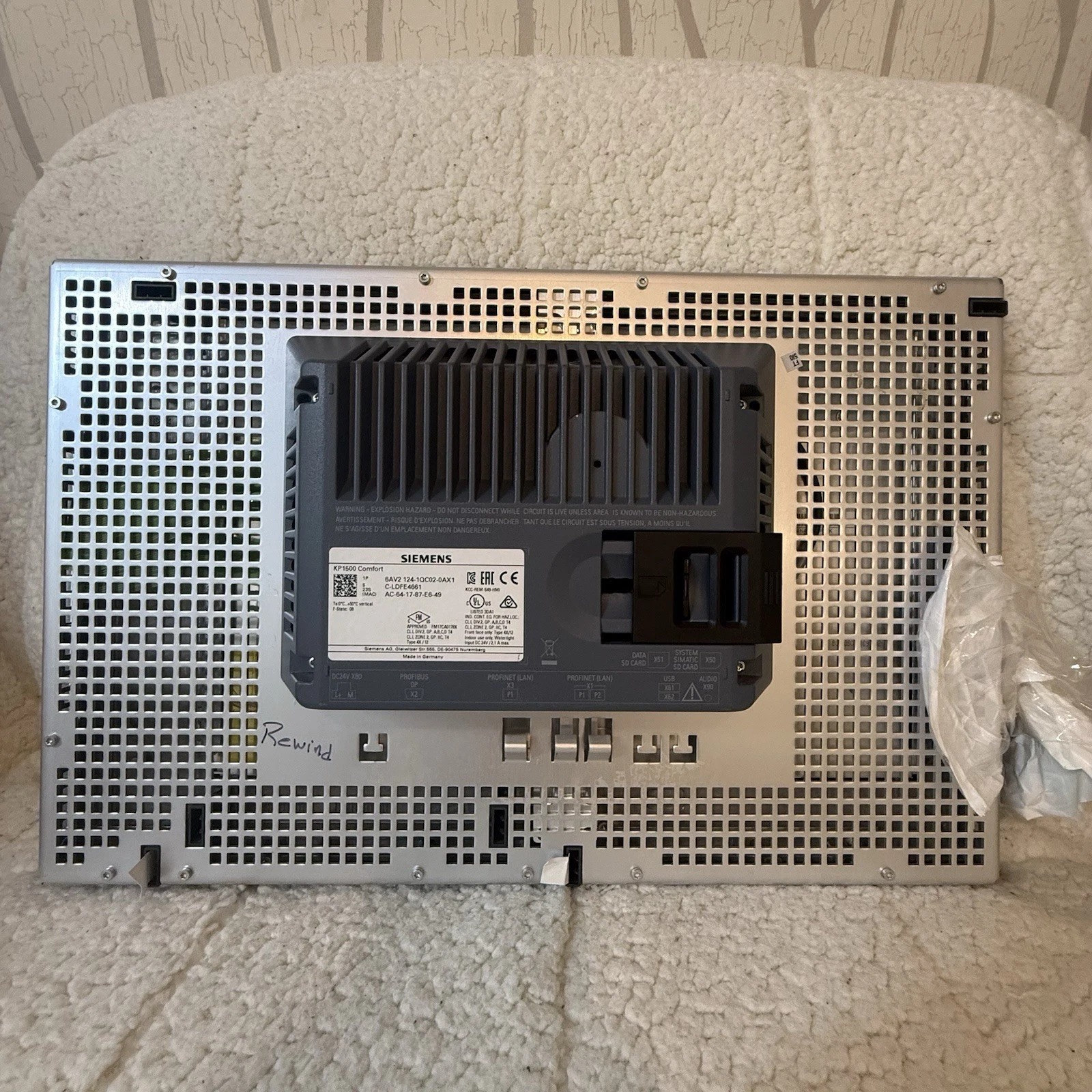 Siemens 6AV2124-1QC02-0AX1 KP1500 2