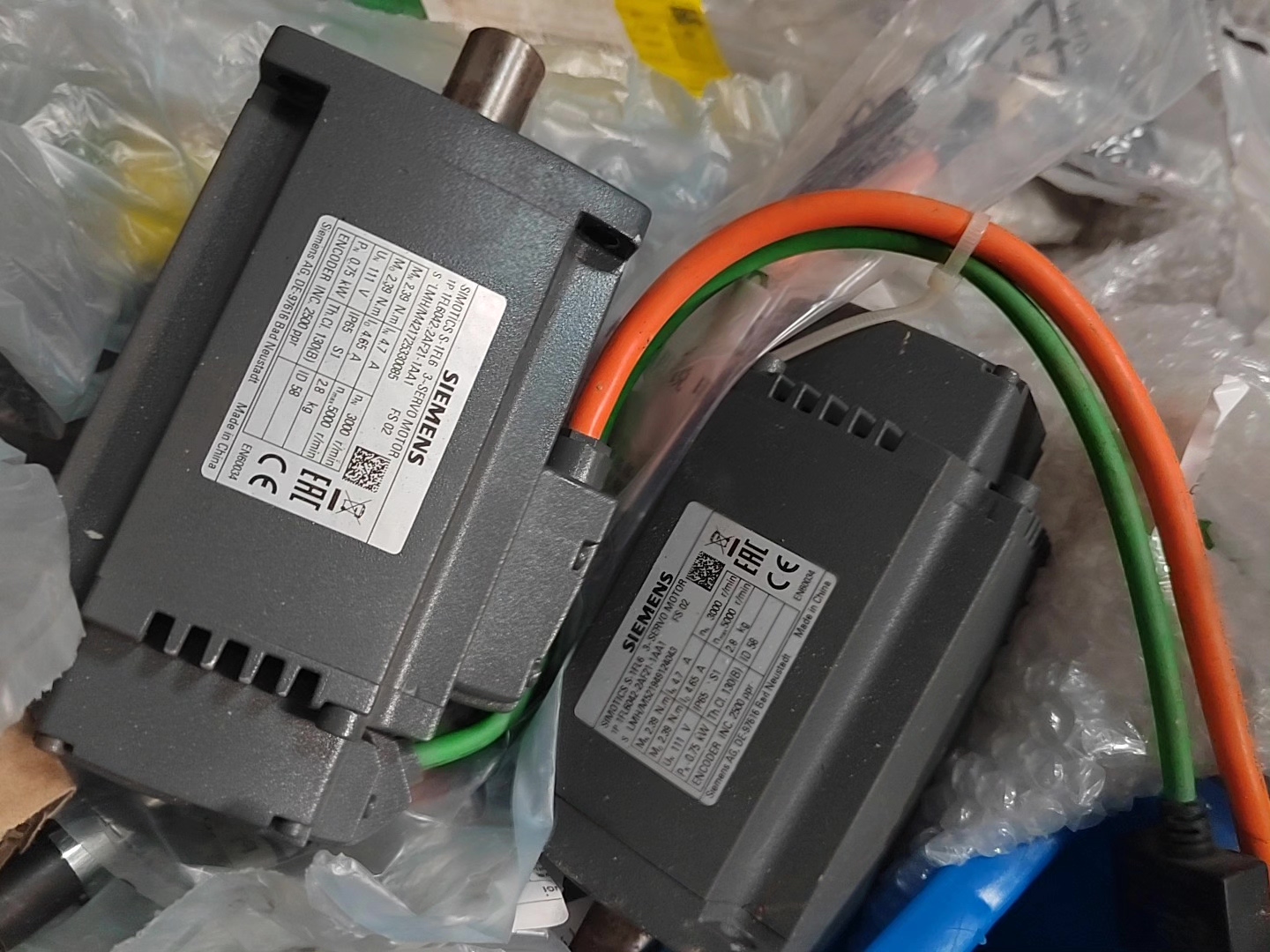 Siemens 1FL6042-2AF21-1AA1 SIMOTICS S-1FL6 Сервомотор 2