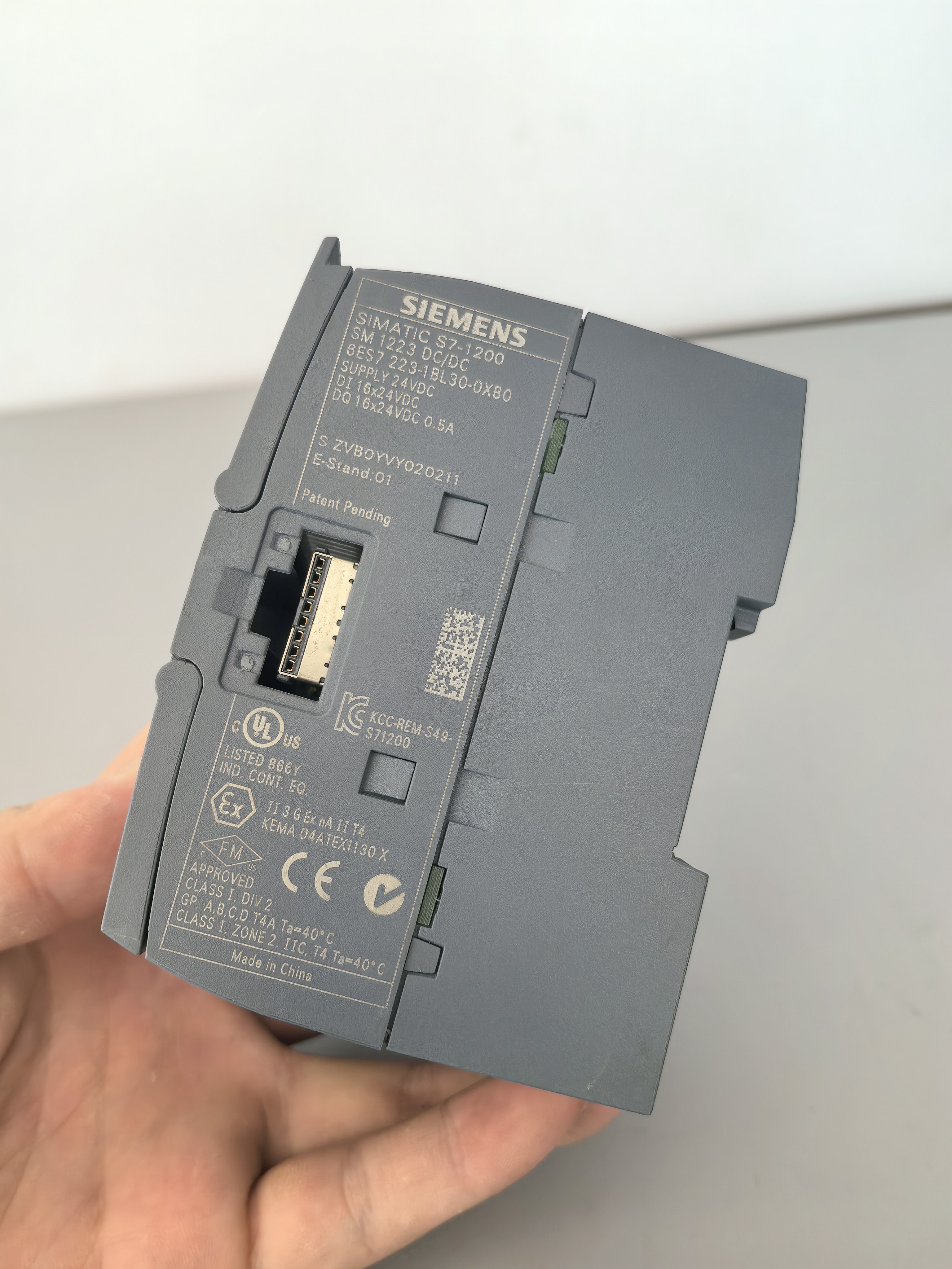 Siemens 6ES7223-1BL30-0XB0 