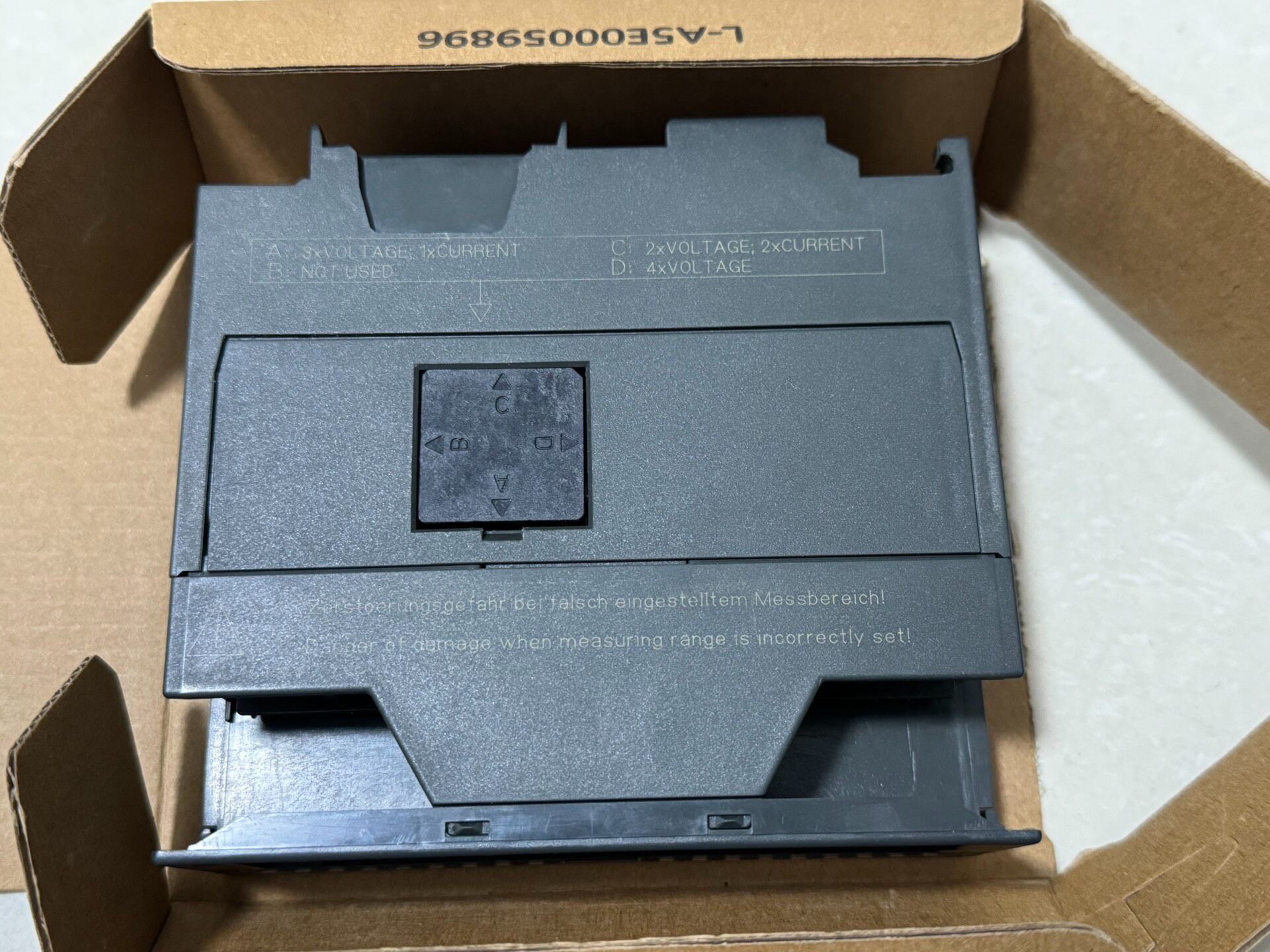 Siemens 6ES7335-7HG02-0AB0  3
