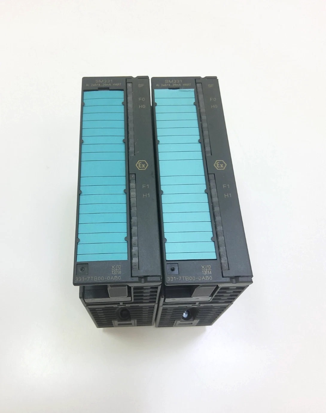 Siemens 6ES7331-7TB00-0AB0  4