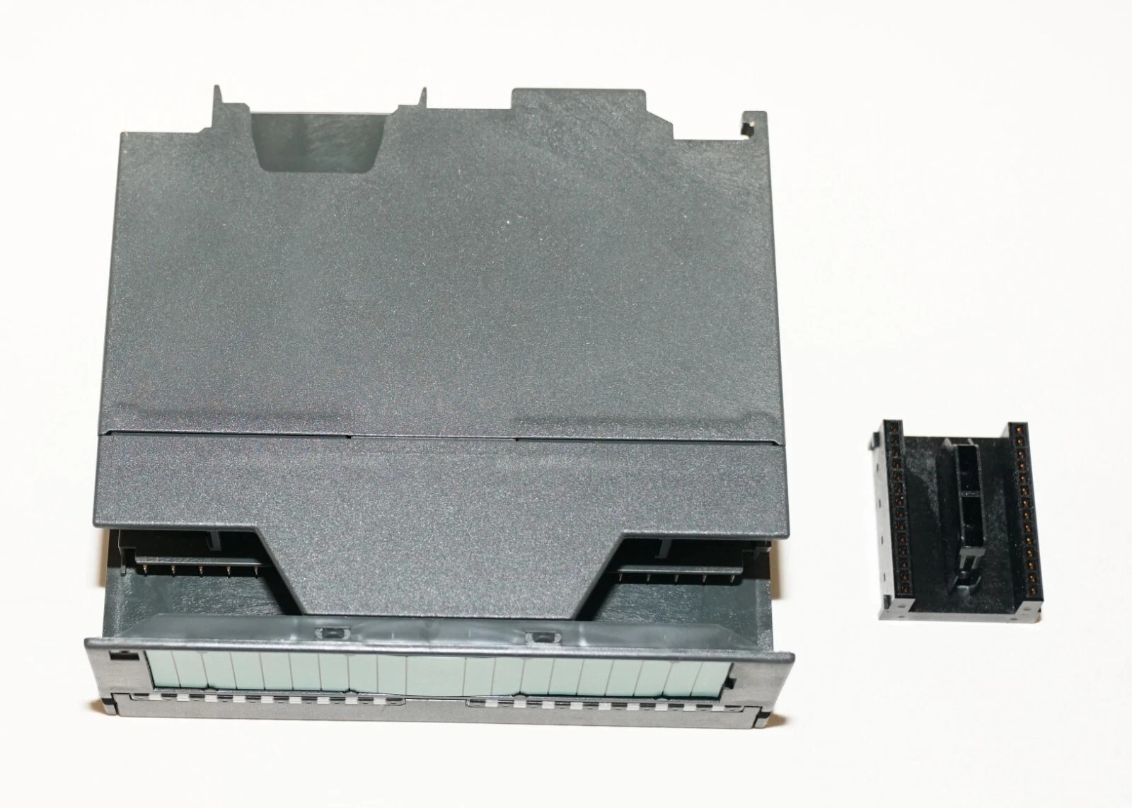 Siemens 6ES7322-8BF00-0AB0  2