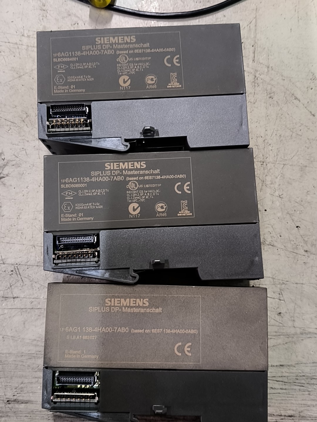 Siemens 6AG1138-4HA00-7AB0 Модуль ET-200