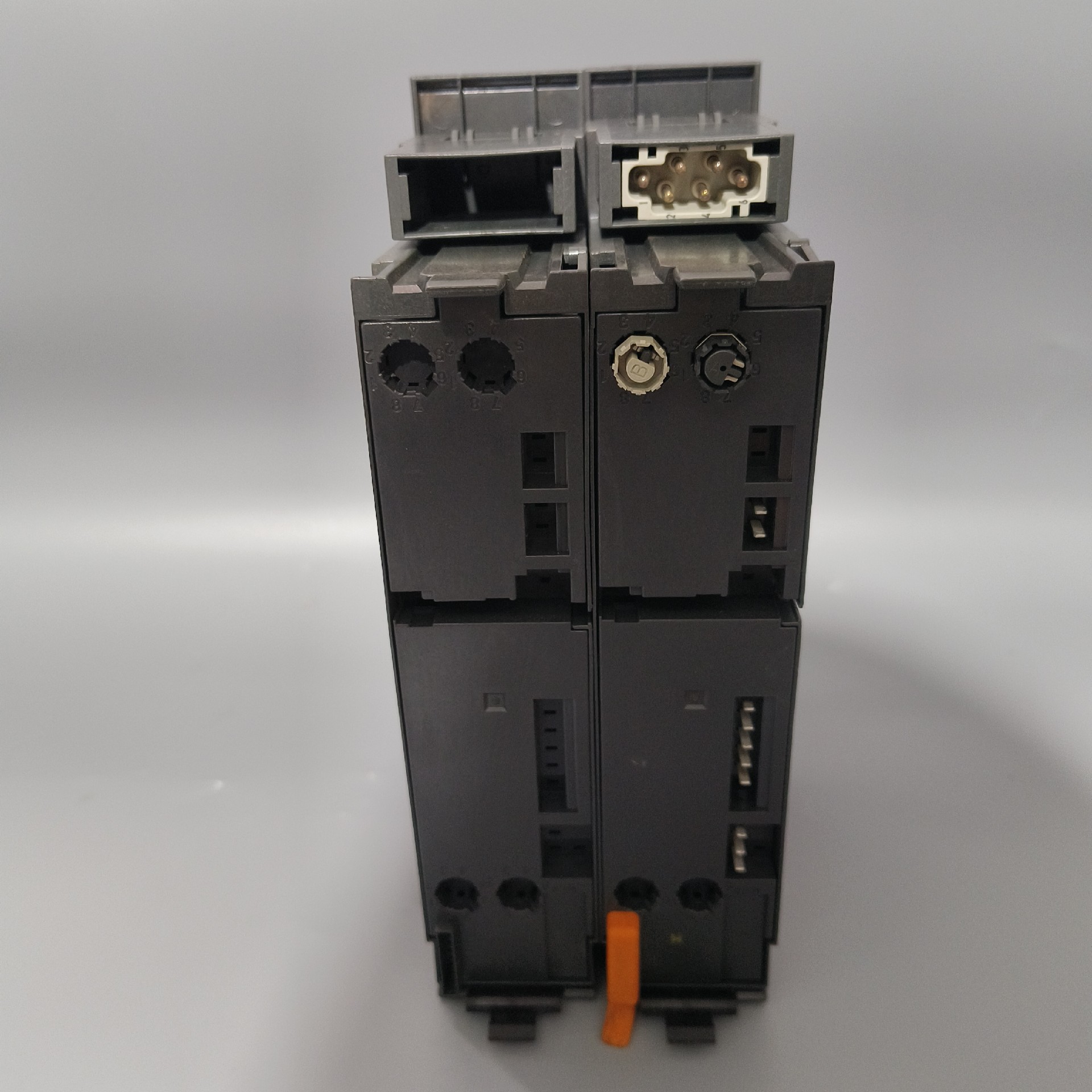 Siemens 3RK1301-1BB00-1AA2 Модуль ET-200 3
