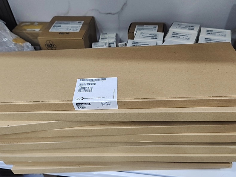 Siemens 6ES7590-1AE80-0AA0 Модуль S7-1500 2