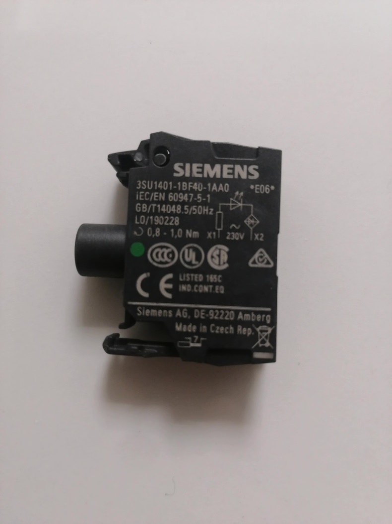 Siemens 3SU1401-1BF40-1AA0 Модуль