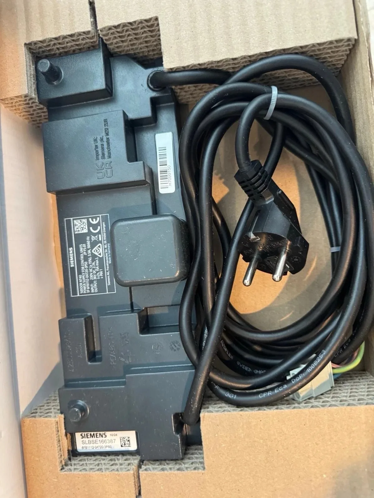 Siemens 6FB1112-0AT20-3PS0 Источник питания